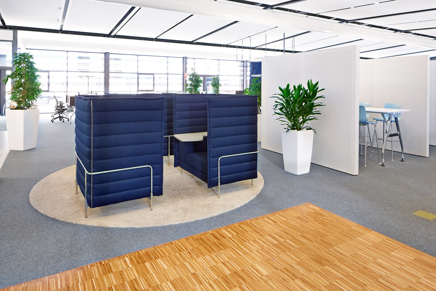 会议台|实木洽谈台|办公家具|设计师家具|Ad Hoc 高脚洽谈台